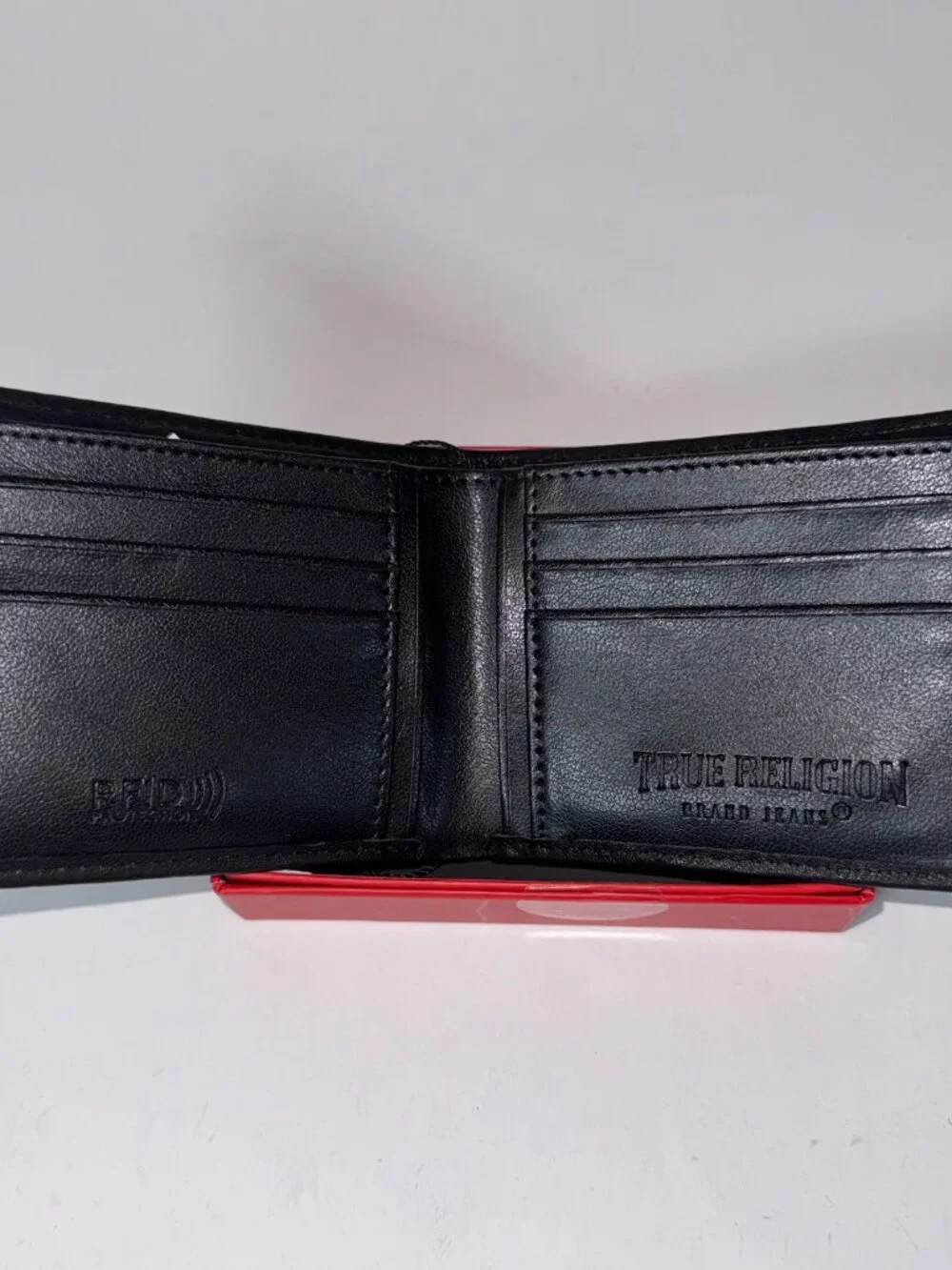TRUE RELIGION Black Leather Bifold Wallet Logo Boxed RFID Gift for Men NWT